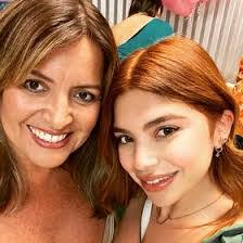 Jacqueline Leyva's Instagram, Twitter & Facebook