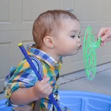 Amazon.com: Bubble Wands Set, 28 Pcs Large Bubble Wand with Tray, Great for  Kids Summer Outdoor Bubble Party Favors : Toys & Games