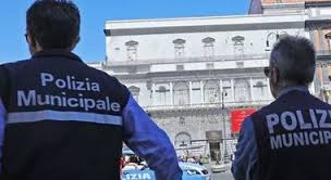 Piccole attenzioni che rendono il viaggio indimenticabile, una formula all inclusive dalle gite di giornata ai tour in tutto il mondo. B B Illegali Agenzie Viaggi Abusive Task Force Della Municipale A Napoli Il Mattino It