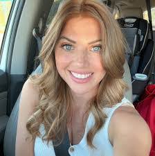 Paula Donaldson's Instagram, Twitter & Facebook