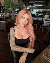 Jade Lavoie - OnlyFans, Age, Height, Net Worth, Boyfriend, Bio