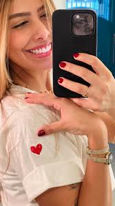 o retoque de raiz primeiro deixa a gente feia pra depois deixar bonita 🤣🩷  @evacabrall , #hair #fypageシ゚ #vlog #reels #fy #blonde #loiro #fyyyyy