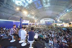 No wonder it took the charming stranger no time to take this teeny home and get her naked. In Vietnam E Sports Turns Passion Into Careers Krasia