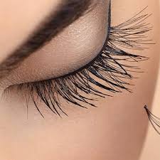 Permanent Eyelashes Extension in Delhi | Permanent Eyelashes Extension  Services in Delhi