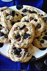 Scoop onto greased cookie sheet and bake for 10 to 12 minutes. Oreo Pudding Cookies The Domestic Rebel