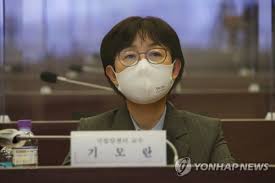 이재영, 서진용 결혼 서두른 이유 사실이 드러났다. é‡Ž ê¸°ëª¨ëž€ ë°©ì—­ê¸°íšê´€ ìž„ëª…ì² íšŒ ì´‰êµ¬ ë°±ì‹  ì•ˆê¸‰í•˜ë‹¤ë˜ ë¶„ ì—°í•©ë‰´ìŠ¤