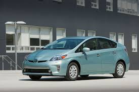 Are prius cars expensive to insure? Suit Says 13 Mile Range For Toyota Prius Plug In Hybrid Was Deceptive