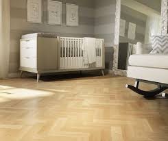Maple Flooring Pros Cons Reviews And Pricing Maple Floors Maple Hardwood Floors Flooring
