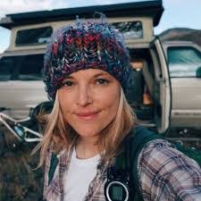 Heidi Swift's Instagram, Twitter & Facebook