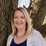 Laura Boes's Instagram, Twitter & Facebook