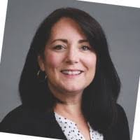 Donna Roper's Instagram, Twitter & Facebook