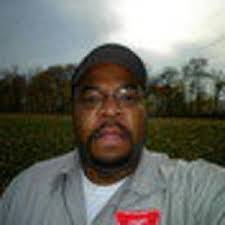 Louise Morello's Instagram, Twitter & Facebook