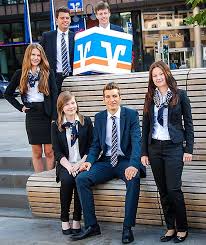 Die lästige suche nach bargeld entfällt. Azubis Verstarken Die Genossenschaftsbank Fulda