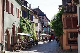 Les Plus Beaux Villages D Alsace Voyager En Photos Blog Voyage Beaux Villages Rue Principale Route Du Vin