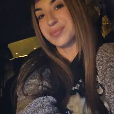 Hi, just looking for a bit of advice! My girl does not like the rain but  it's got to a point where she won't even go for a wee if it's wet