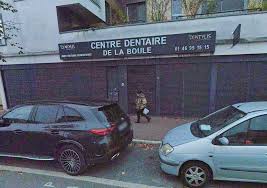 Alinity pillow humping the attendant seems to be serious