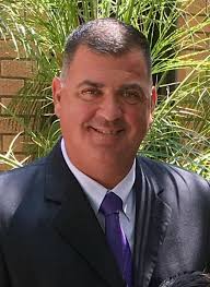 Gilbert Leal's Instagram, Twitter & Facebook