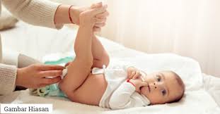 Buah adalah salah satu makanan makanan untuk bayi usia 6 bulan harus mudah ditelan dan sangat lembut. Awas Mak Ayah Jangan Ambil Mudah Ini Jenis Warna Najis Bayi Dan Punca Puncanya