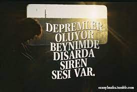 Ahmet kaya şarkısı gibiyim bugün. Ozan Yilmaz Depremler Oluyor Beynimde Disarda Siren Sesi Var