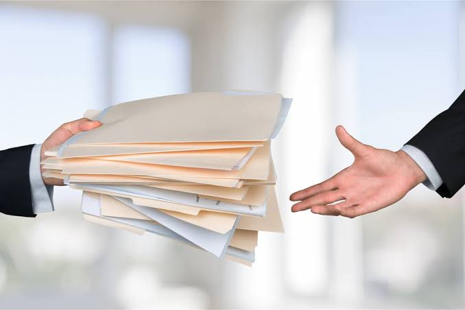 2 sai lầm cần tránh khi gửi tài liệu đi nước ngoài - Cần Thơ Logistics Xuất  Nhập Khẩu