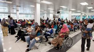 202, 254, 402, orange, red. Patients Caught Off Guard As Hkl Outpatient Department Moves To Kkkl
