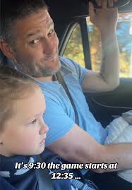 Early Bird Party Game Fun Featuring Shoebill Sounds