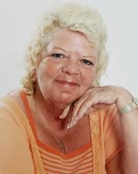 Roxie Cline's Instagram, Twitter & Facebook