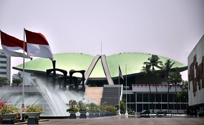 DPR RI Dorong Regulasi Teknis Potongan Komisi Ojol 8%
