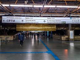 O aeroporto internacional guarulhos, também conhecido como cumbica (iata: Como Ir De Onibus Para O Aeroporto De Guarulhos 2 Opcoes