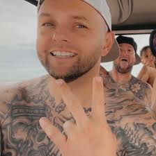 Amy Cagle (@imdonewiththebullshi85) • Facebook