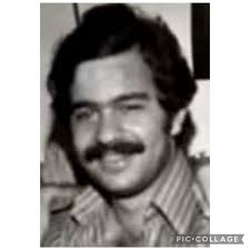 الذهب العتيق (19) محمد صباح الحواصلي 1 تشرين الثاني 2025 (1) أبو راتب سمعت  عنه قبل أن أراه. الزمان: 1973 المكان: جامعة دمشق، كلية الآداب، قسم اللغة  الإنجليزية، أوتستراد المزة. أما هو