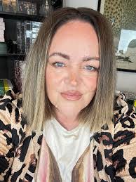 Maria Shields's Instagram, Twitter & Facebook