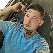 Joan Lugo updated his status.