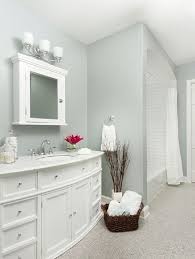 8 Enlightening Color Ideas For Windowless Bathroom Talkdecor Best Bathroom Paint Colors Small Bathroom Paint Small Bathroom Colors