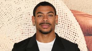 'Blade': Aaron Pierre Set To Hunt Vampires With Mahershala Ali In Marvel  Cinematic Universe