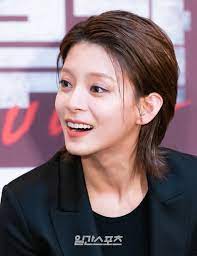 이민호 한국 배우 귀여운 소년 한국 드라마 아이돌 애니메이션 아트 별 피겨 스케이팅 여배우. í¬í†  ì •í˜œì¸ íŒ¡ í„°ì§„ ì„ë¥˜ë¯¸ì†Œ ì¤'ì•™ì¼ë³´