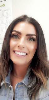 Colleen Tuttle's Instagram, Twitter & Facebook