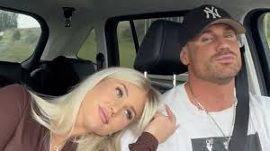 So wurde aus Chris Broy und seiner Freundin Bella ein Paar