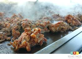 Cedar river beef / cheddar / curiocity aioli / toasted potato bun. Gourmet Taco Catering For A Rooftop San Diego Wedding Soho Taco