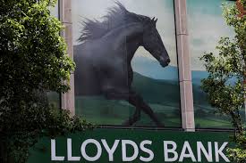 Will lloyds shares ever recover? Lioyds Banking Group Lloy L Is About To Close Big Banch Of Branches Own Snap
