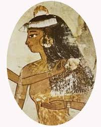 The clothing was adorned by fabulous jewelry, sashes and aprons and by the addition of decorative and highly fashionable wigs. Hairstyles In Ancient Egypt