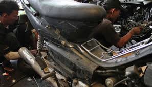 May 17, 2021 · letak busi pada beat karbu : Komponen Motor Yang Rawan Bermasalah Saat Hujan Motor Gooto Com