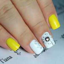 A continuación te presentamos un diseño de uñas paso a paso en dos tonos de esmalte muy discretos y al mismo tiempo perfectos para tu día a día. Unas Cortas Decoradas Paso A Paso