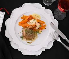 Kalbs Medaillons Mit Sauce Bearnaise Rezept Rezept Rezepte Lebensmittel Essen Slow Food