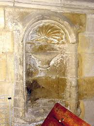 File Le Mesnil Amelot 77 Eglise Saint Martin Deambulatoire Piscine Liturgique Jpg Wikimedia Commons
