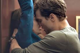 Fifty shades of grey inhalt. Fifty Shades Of Grey Was Man Uber Den Sm Film Wissen Muss Kultur Schwarzwalder Bote