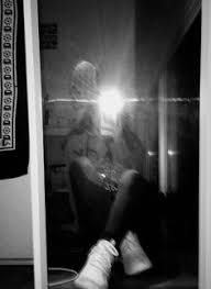 Warnanya bervariasi, membuat urine berwarna merah, pink, cokelat hingga hitam, ujar laman pet health network. Quelvia Almar Quelviaalmar Profil Pinterest