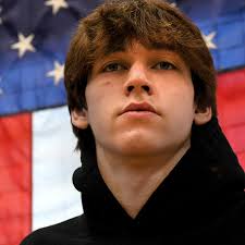 Oft-injured Libertyville wrestler Pierce Adams perseveres