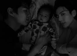 Pin Oleh Rockstar Tae Di Bts Fotografi Tempo Dulu Selebritas Foto Teman