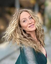 Shari James (Shakti Bomb) (@sharijamestantra) · Instagram 照片和视频